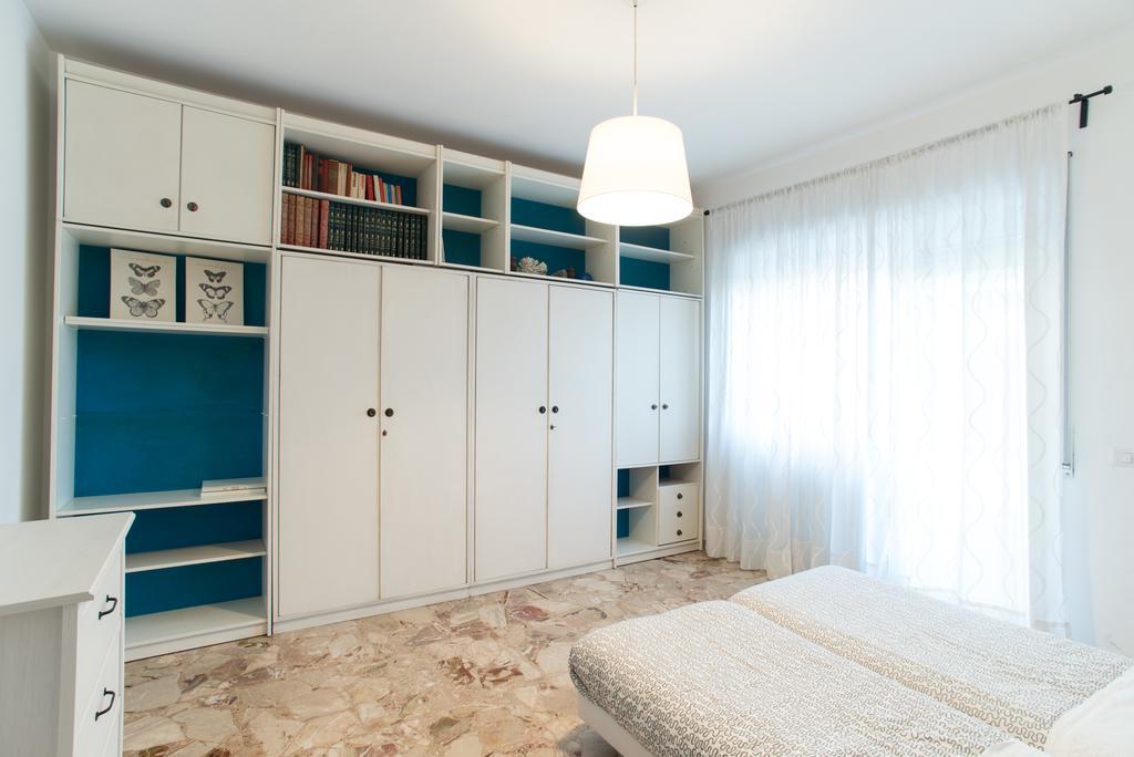 House In The City Rom Zimmer foto